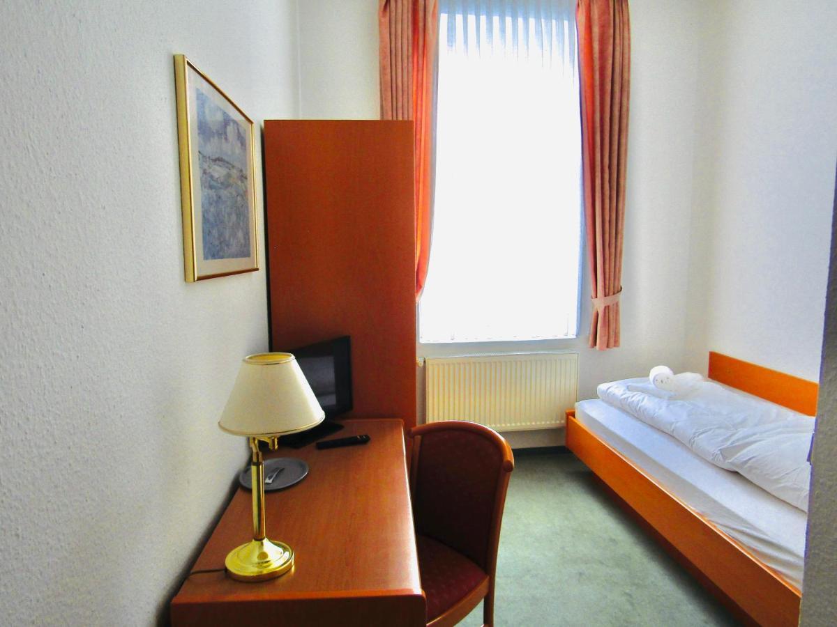 Pension Hexenkessel Вернигероде Экстерьер фото